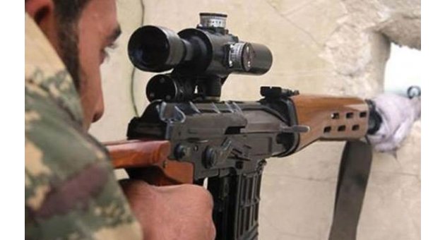 Diyarbakır’da polisle çatışmaya giren 2 PKK’lı öldürüldü