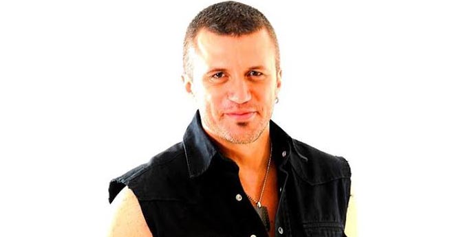 Doğanay&#039;dan Foça Nostalji Gecesi