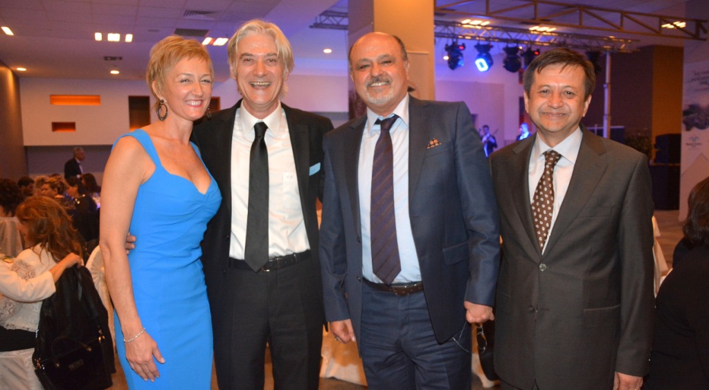 DOKTORLAR, TIP BAYRAMINDA BULUŞTU