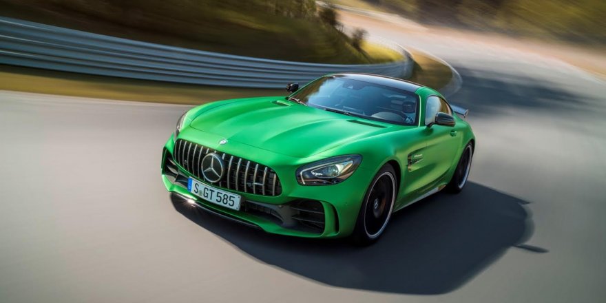 Dünyanın en zorlu yarış pistinden yollara çıktı: Yeni Mercedes-AMG GT R