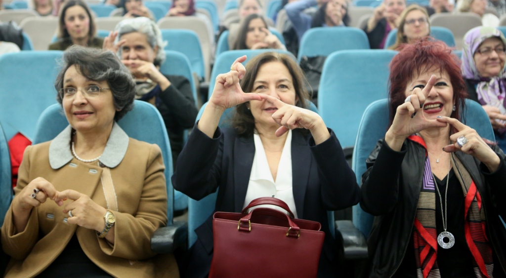 Duygular işaretle dile geldi