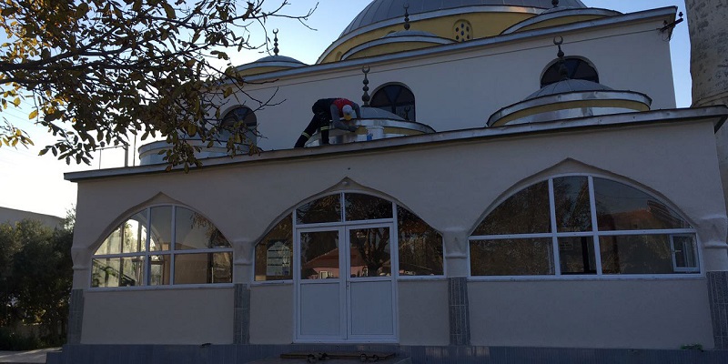 EFELER BELEDİYESİ’NDEN BALTAKÖY CAMİİ’NE DESTEK
