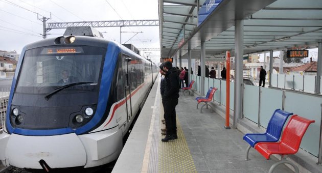 E İZBAN İLE TORBALI BULUŞTU