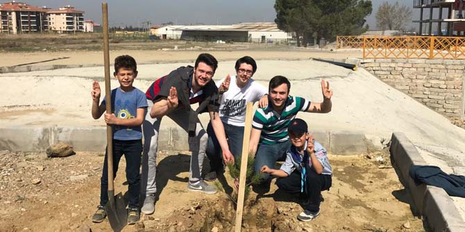 El Birliğiyle Fidan Diktiler