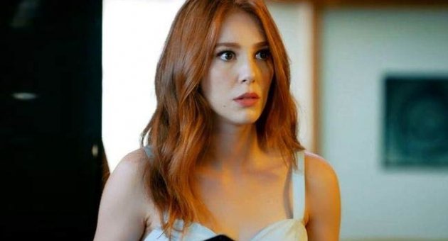 Elçin Sangu hayranlarını korkuttu