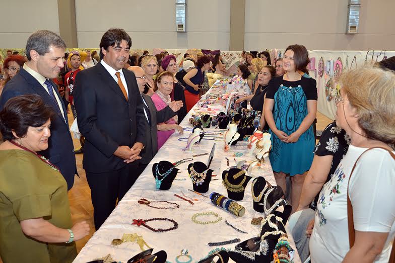 EL EMEĞİ GÖZ NURU ESERLER, YENİ FOÇA’DA SERGİLENDİ