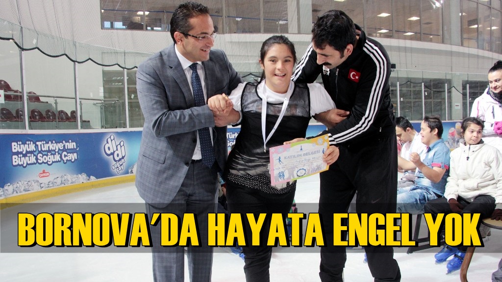 Engelli ve Down Sendromlu Çocuklar Buz Pistinde