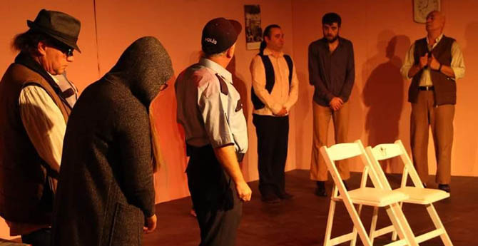 Entrikalı Dolaplar Komedyası'na Büyük İlgi