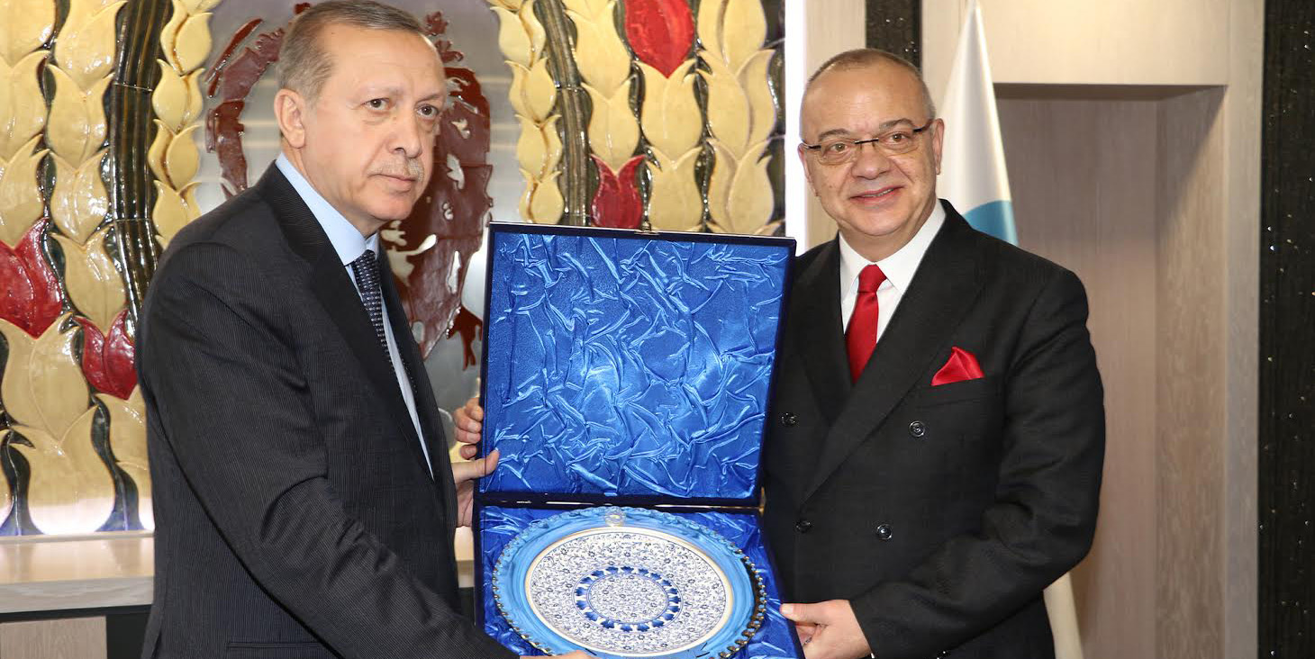 Erdoğan Belediye Anı Defterini İmzaladı