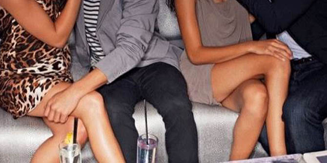 Eş Değiştirirken Polis Bastı