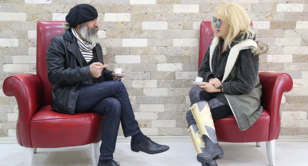 Eskimeyen dostlar bir arada