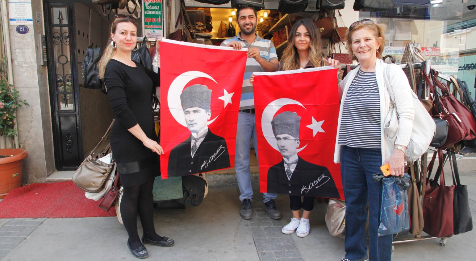 Esnafa 23 Nisan armağanı