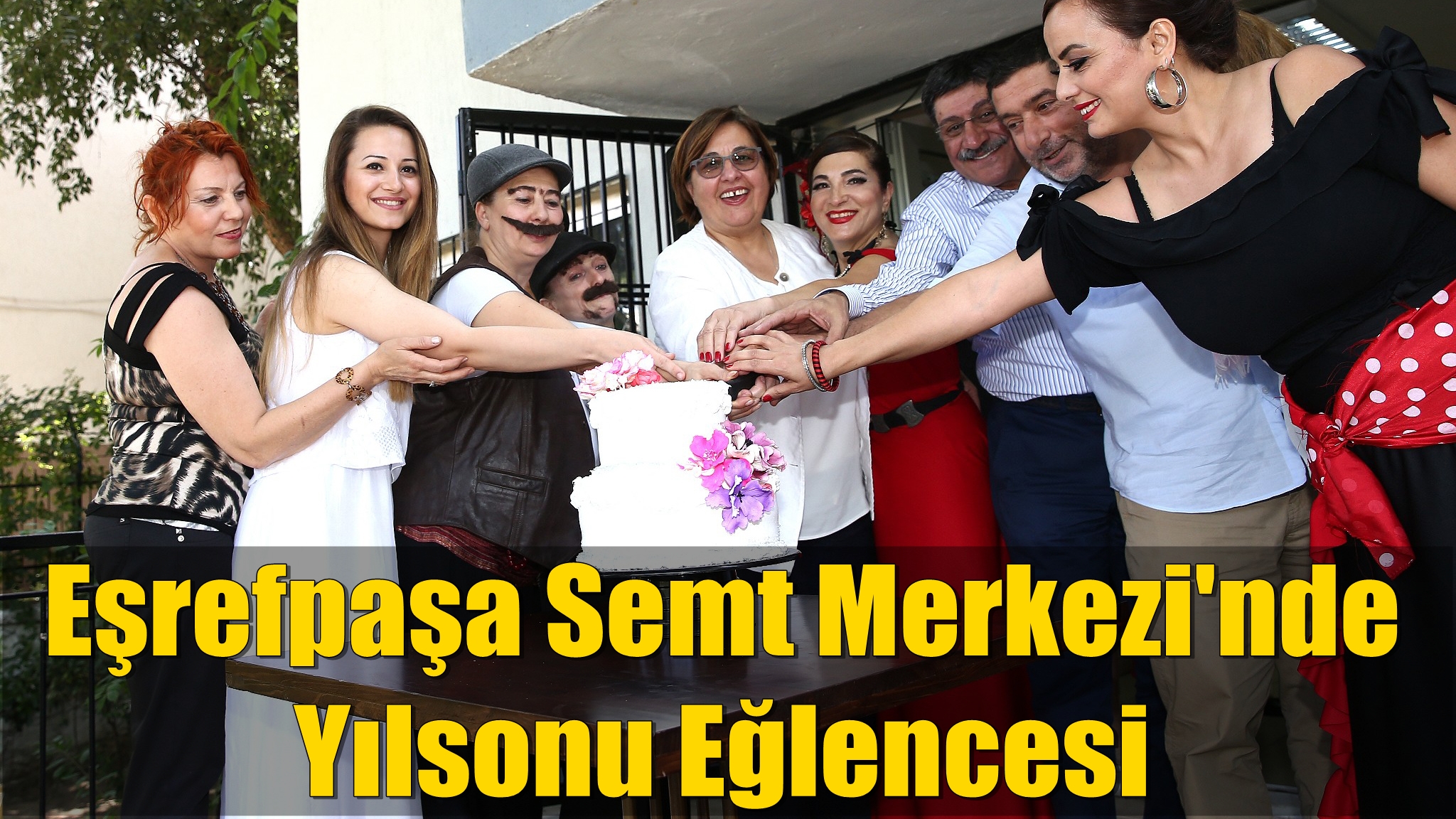 Eşrefpaşa Semt Merkezi'nde Yılsonu Eğlencesi