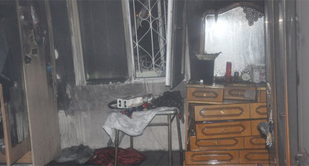 Evde çıkan yangın paniğe neden oldu