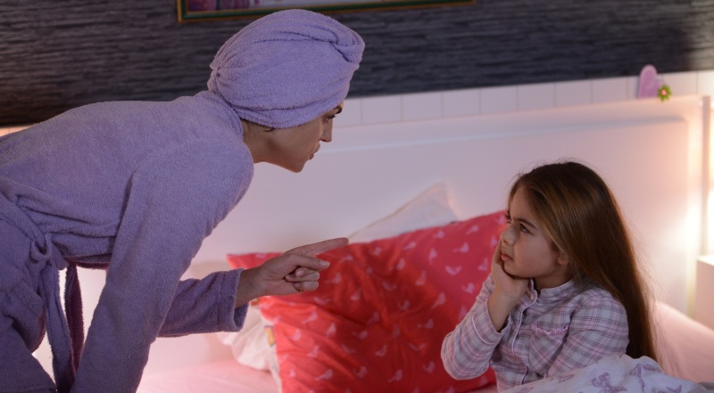 EVE DÖNÜŞ DİZİSİ, ÇOCUK ŞİDDETİNE KARŞI SESSİZ KALMIYOR…