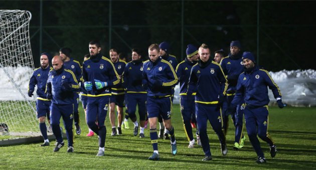 Fenerbahçe'de ikinci yarı hazırlıkları başladı