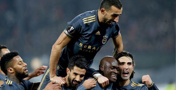 Fenerbahçe 4 Yıldız Futbolcu İçin Harekete Geçti