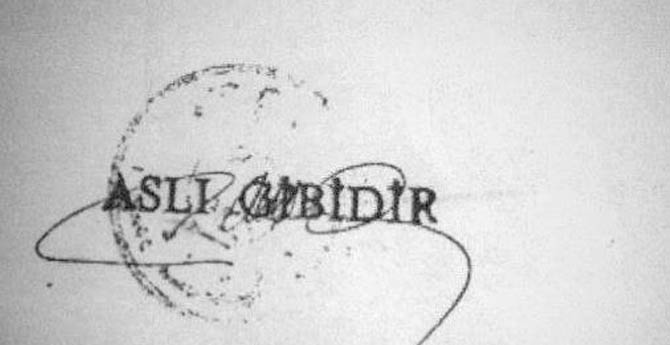 Fıkra Gibi Olay: Belgelerin Aslını İstedi Sekreter Aslı Geldi