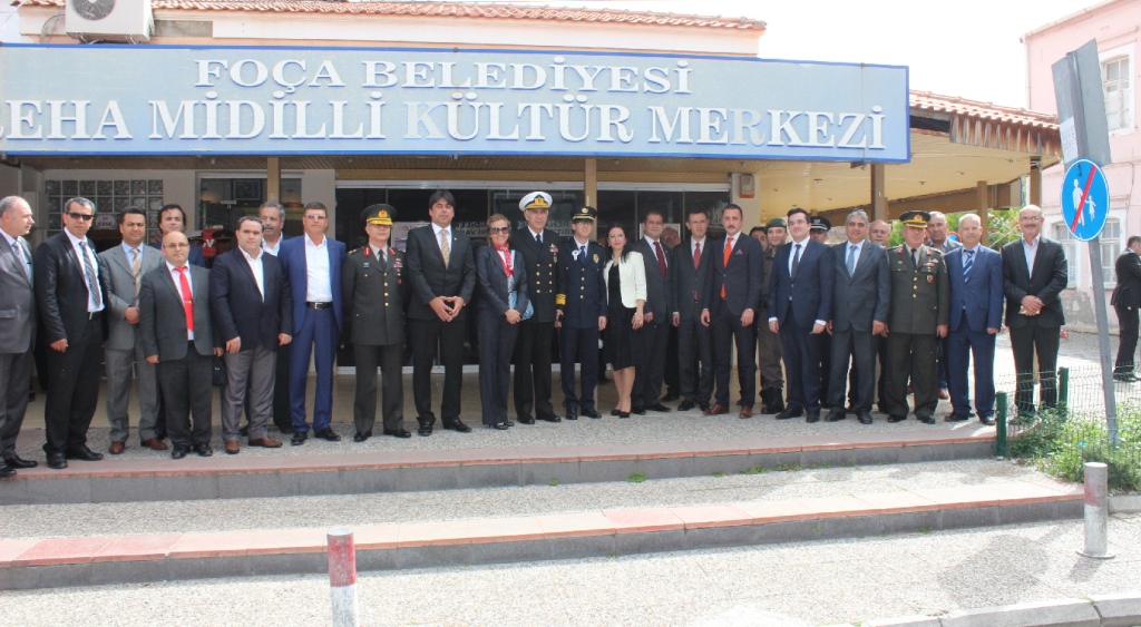 FOÇA'DA POLİS HAFTASI ETKİNLİKLERİ DEVAM EDİYOR