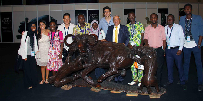 Fuar'da Afrika Heykelleri