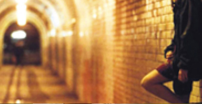 Fuhuş Yaparken Yakalandı Nişanlım Dedi