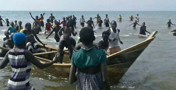 Futbolcuları Taşıyan Tekne Alabora Oldu: 9 Ölü