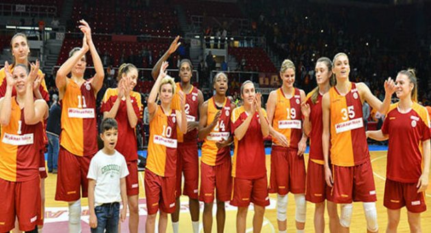 Galatasaray Beşiktaş'ı farklı geçti