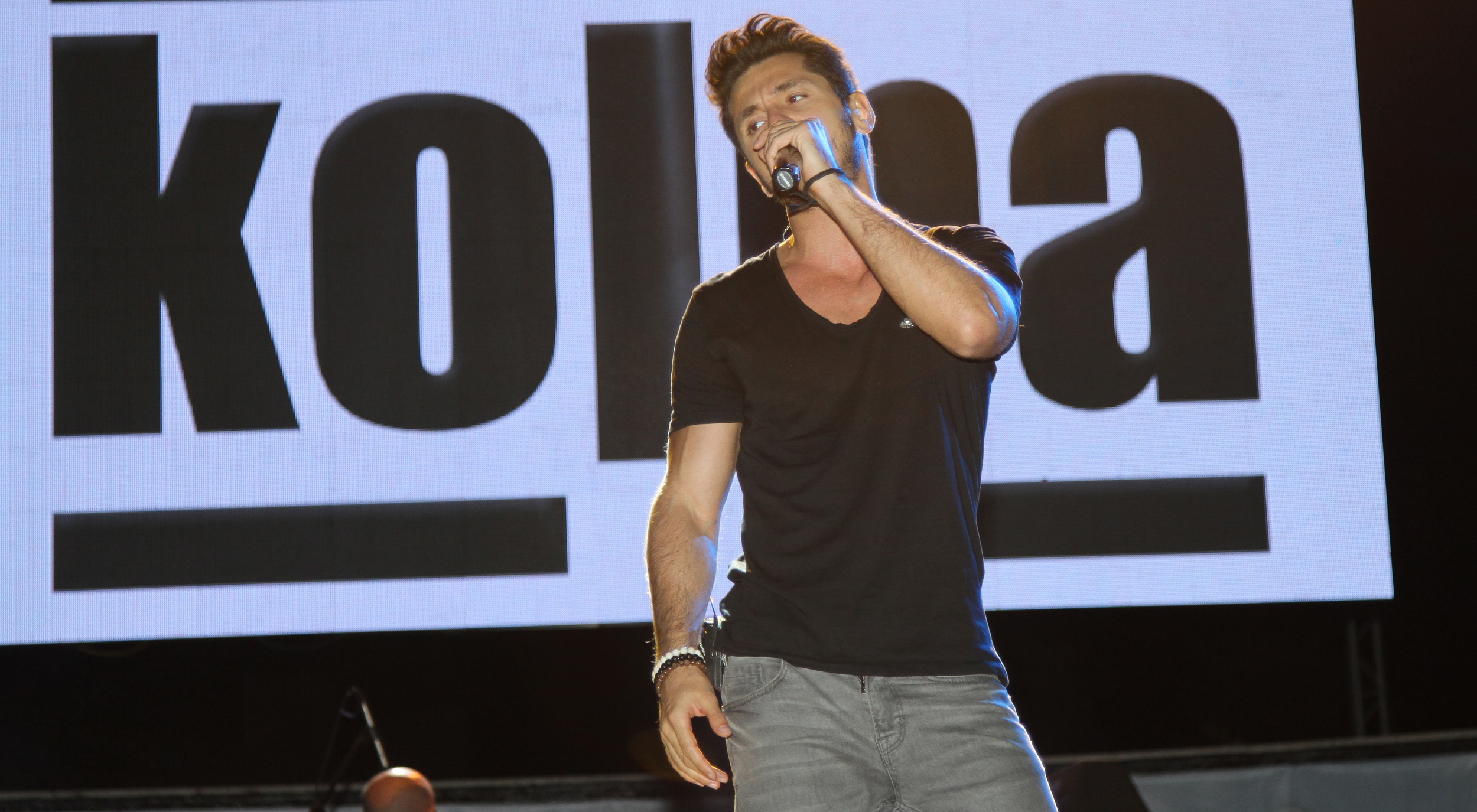 Gaziemir’in şenliği Kolpa konseriyle başladı