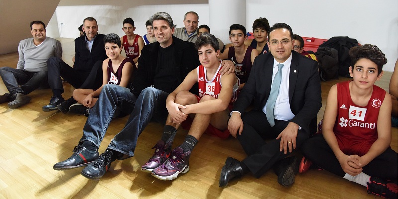 Geleceğin yıldızları Bornova’da seçildi