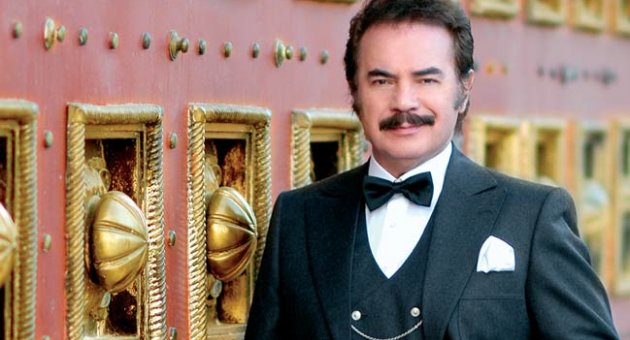 Gencebay: 12 Eylül'e Allah razı olsun diyenlerdenim