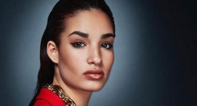 Genç model trenin altında kaldı