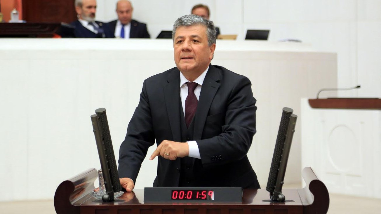 Gerçekleri Halktan Saklamak Suçtur