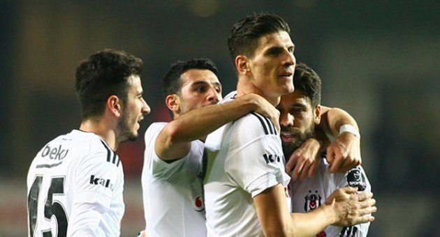 Gomez rekora ortak oldu