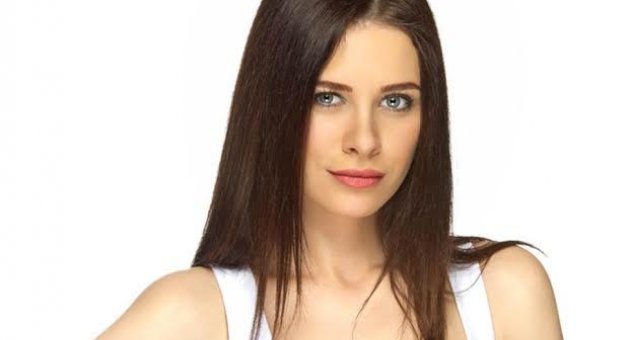 GÖZDE MUKAVELAT DÜNYA TV''LERİNDE