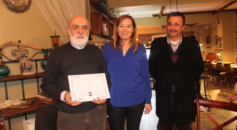 GÜZELBAHÇE ŞİİR'E DOYDU