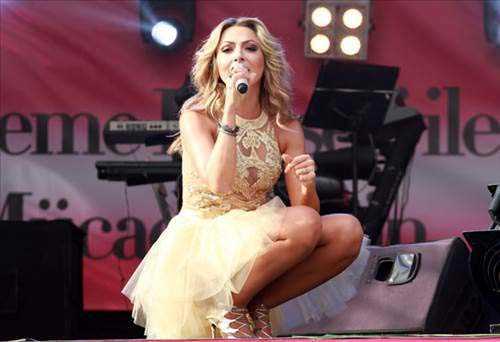 Hadise 2 saatte 500 bin TL kazandı