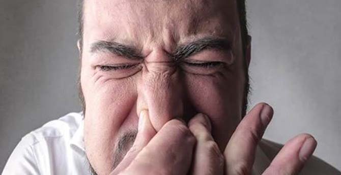 Hapşırırken Bunu Sakın Yapmayın