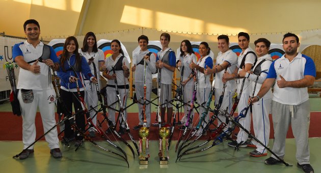 Hedef tahtasını paramparça ettiler