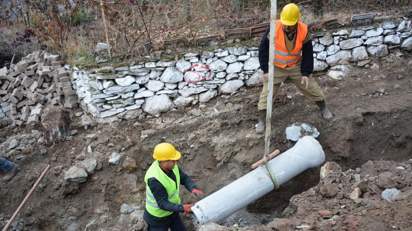 HER MAHALLEYE EŞİT HİZMET