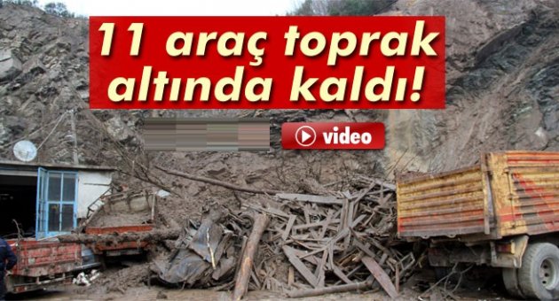 Heyelanda 11 araç toprak altında kaldı