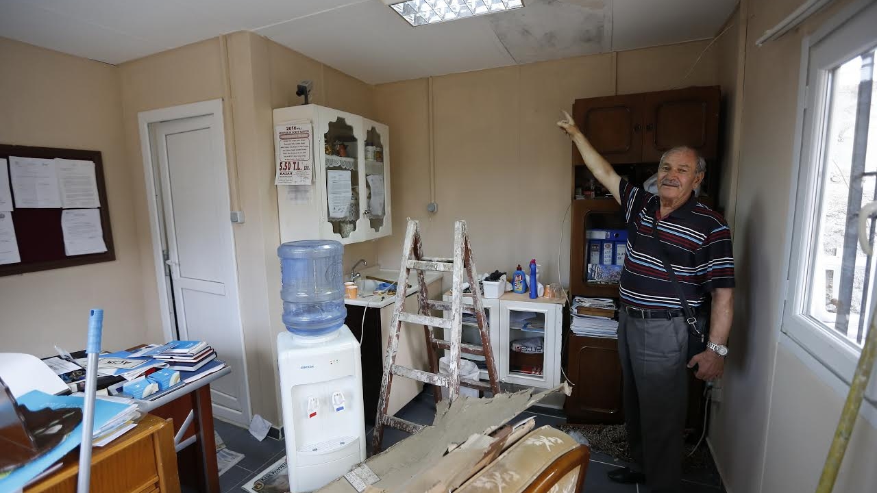 Hırsızlık mağdur olan muhtara yeni ofis