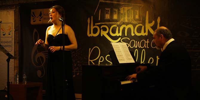 İBRAMAKİ’DE ŞAN RESİTALİ