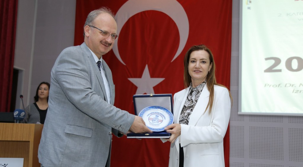 İKÇÜ'DEN 2. KARİYER BULUŞMASI