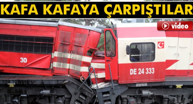 İki tren kafa kafaya çarpıştı