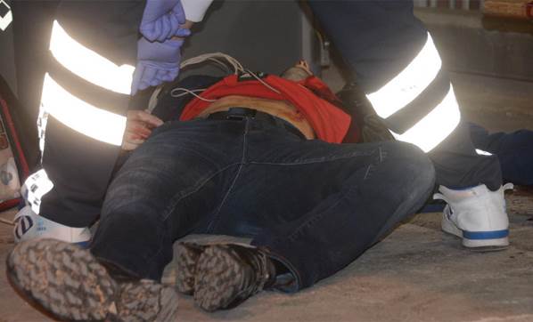 İntihar edeceğini Facebook’ta yazmış