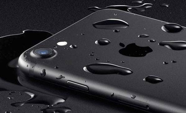 iPhone&#039;a su kaçınca nasıl temizlenir?