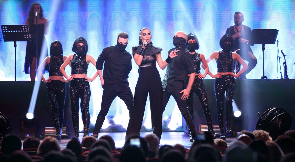 İrem Dericiden Muhteşem Konser