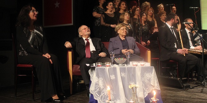 İstanbul'dan Geldi Kulakların Pasını Sildi