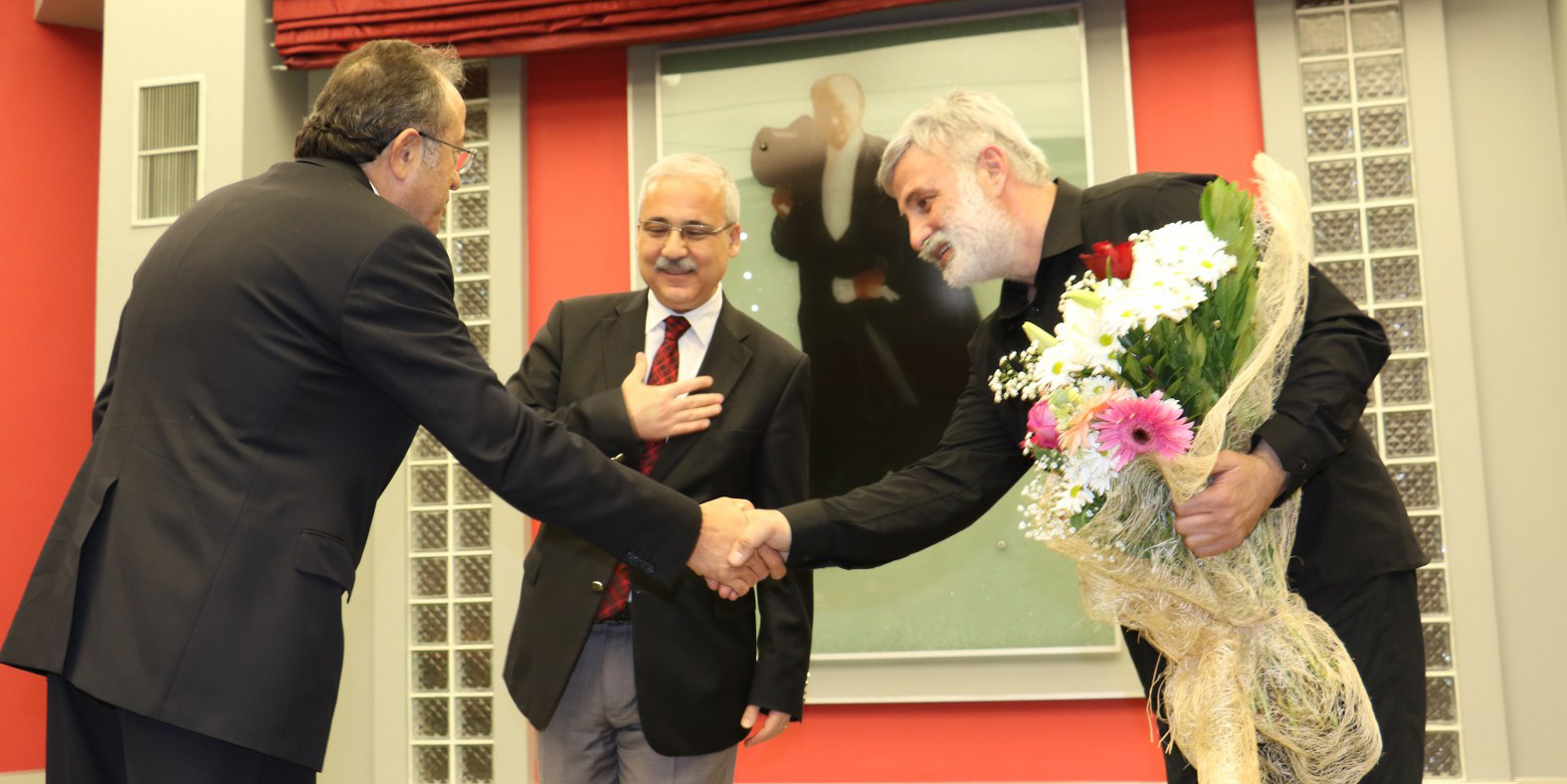 İstiklal Şairimizin Hayatına Yolculuk