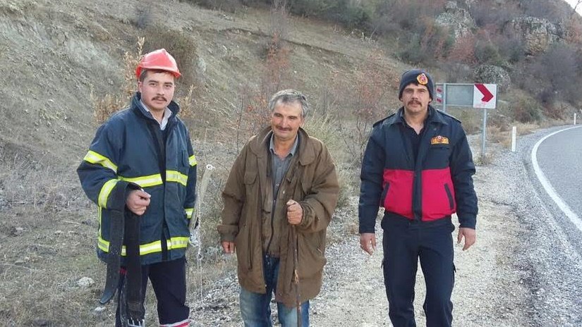 İtfaiye Mahsur Kalan Keçi İçin Seferber Oldu